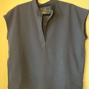 FIGS NAVY women’s Rafaela Oversized scrub top  Sleeveless Medium